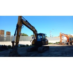 Excavadora de cadena jcb.  131lc